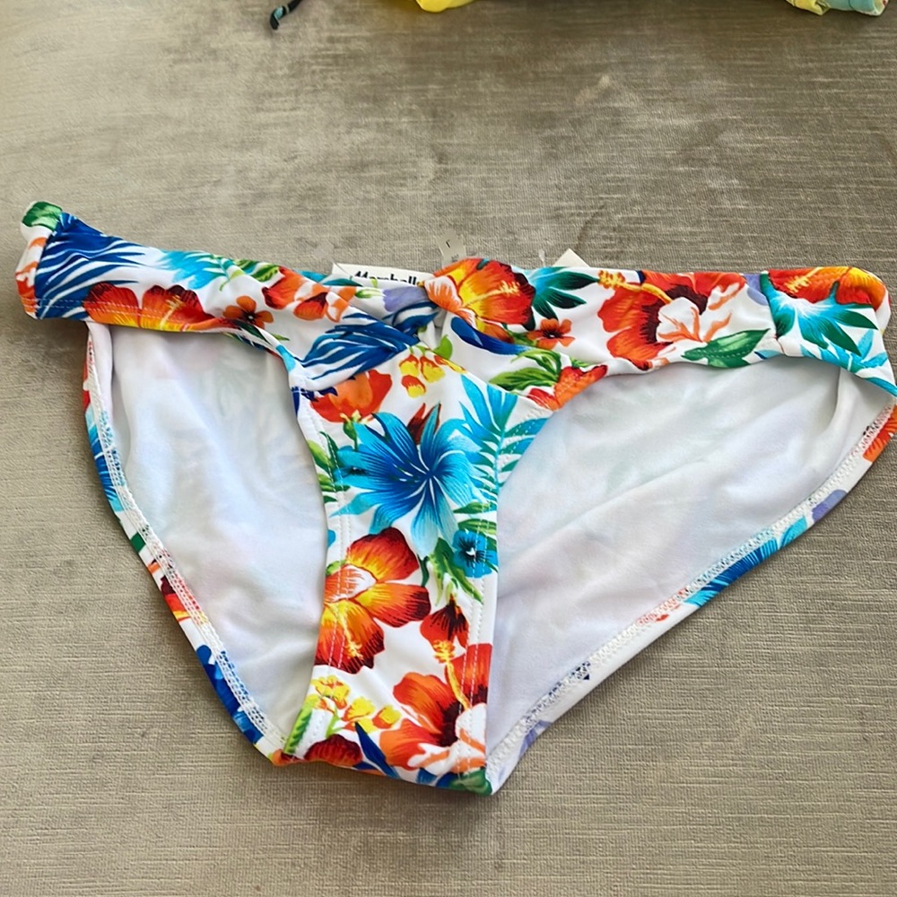 Women Bathing suit